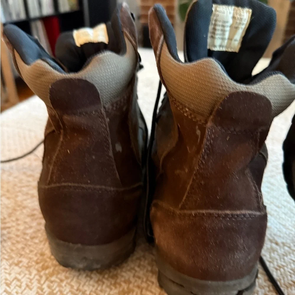 Ozark Trail Men's Dual-Tone Waterproof Boots